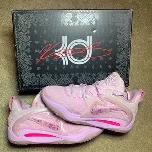 Size 9- KD 15 “Aunt Pearl” Basketball Shoes